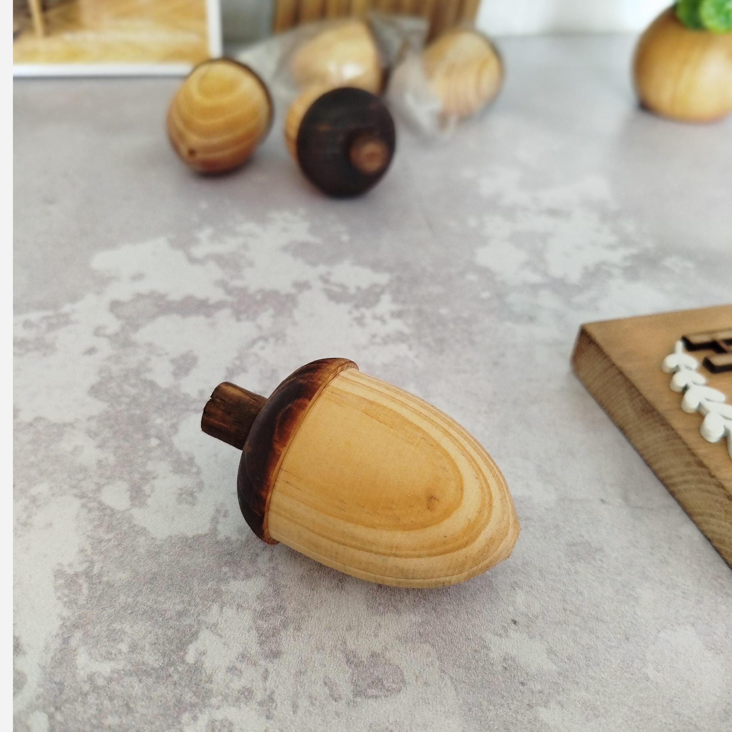 بلوط دکوری چوبی دست ساز (تکی)