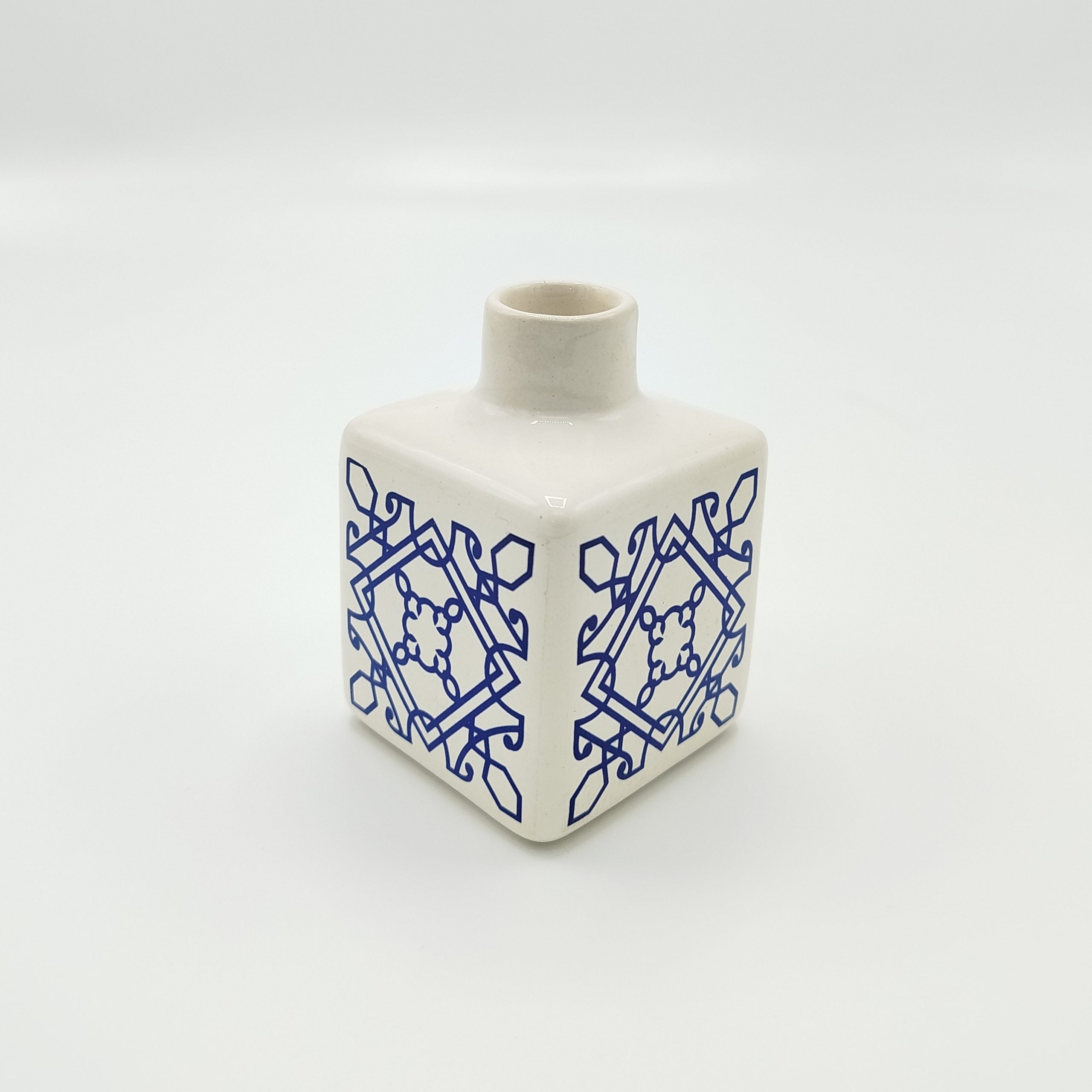 گلدان دکوراتیو سرامیکی طرح سنتی